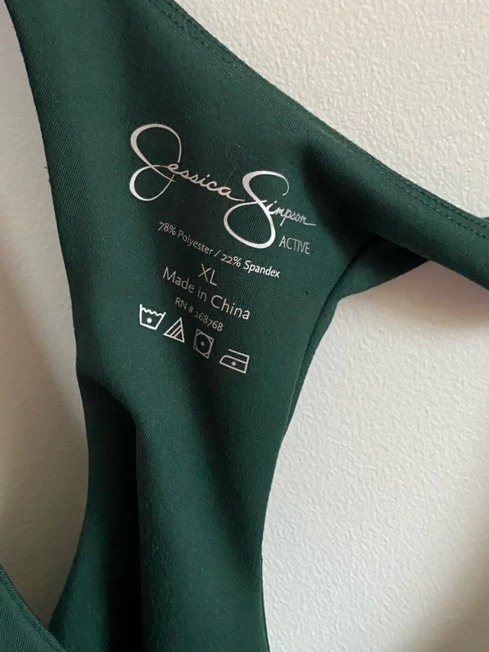 NWT Jessica Simpson Green Sports Bra Top XL